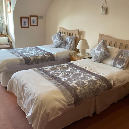 Ronaldsvoe Bed And Breakfast Fort William Exteriér fotografie